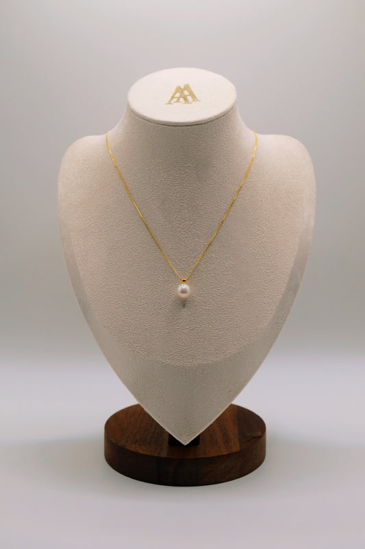 Natural Freshwater Pearl Single Pendant Necklace
