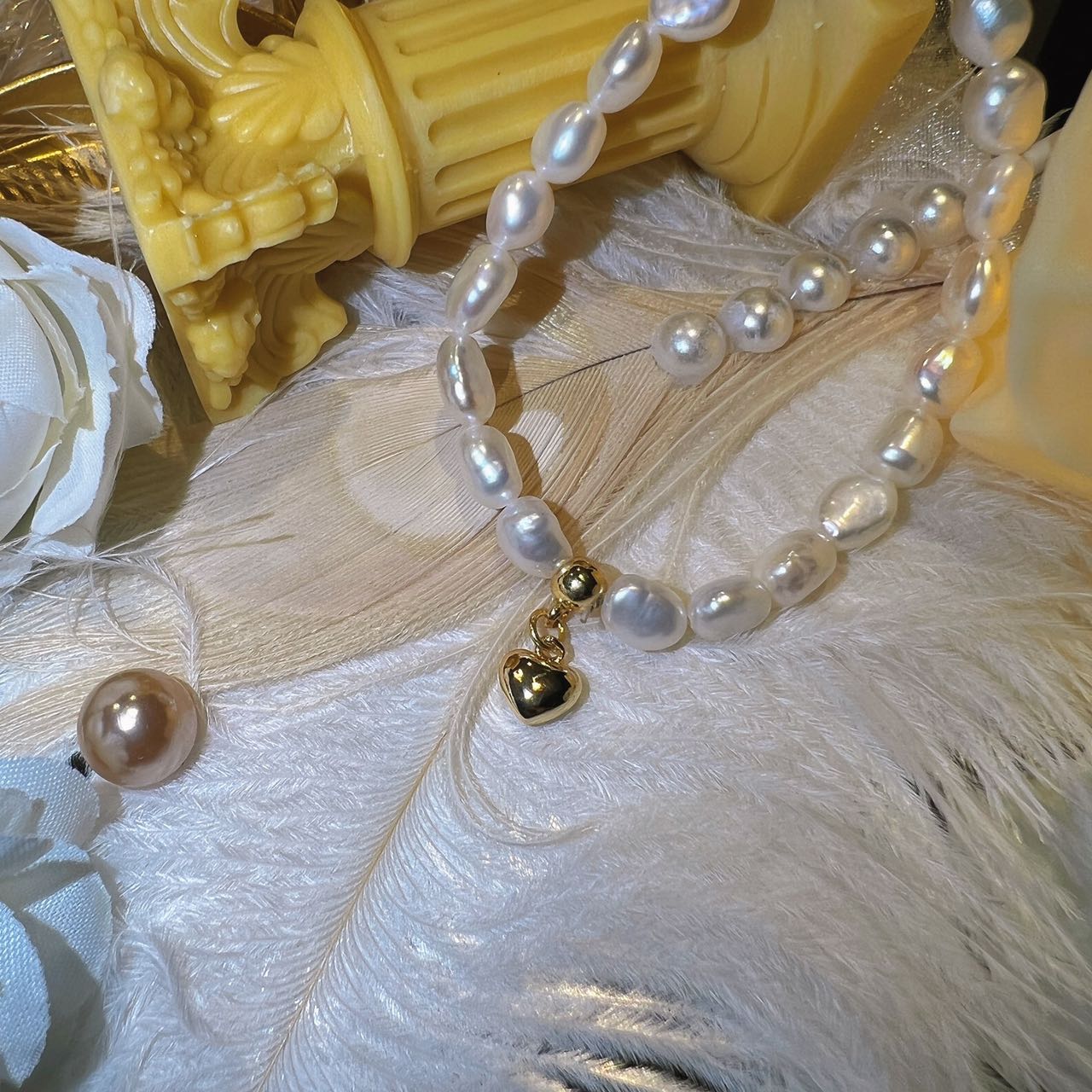 Gold Loveheart Pendant Rice Pearl Bracelet